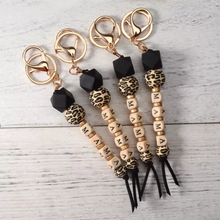 Load image into Gallery viewer, Mama Keychain