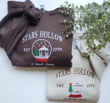 Load image into Gallery viewer, Stars Hollow - I Smell Snow
