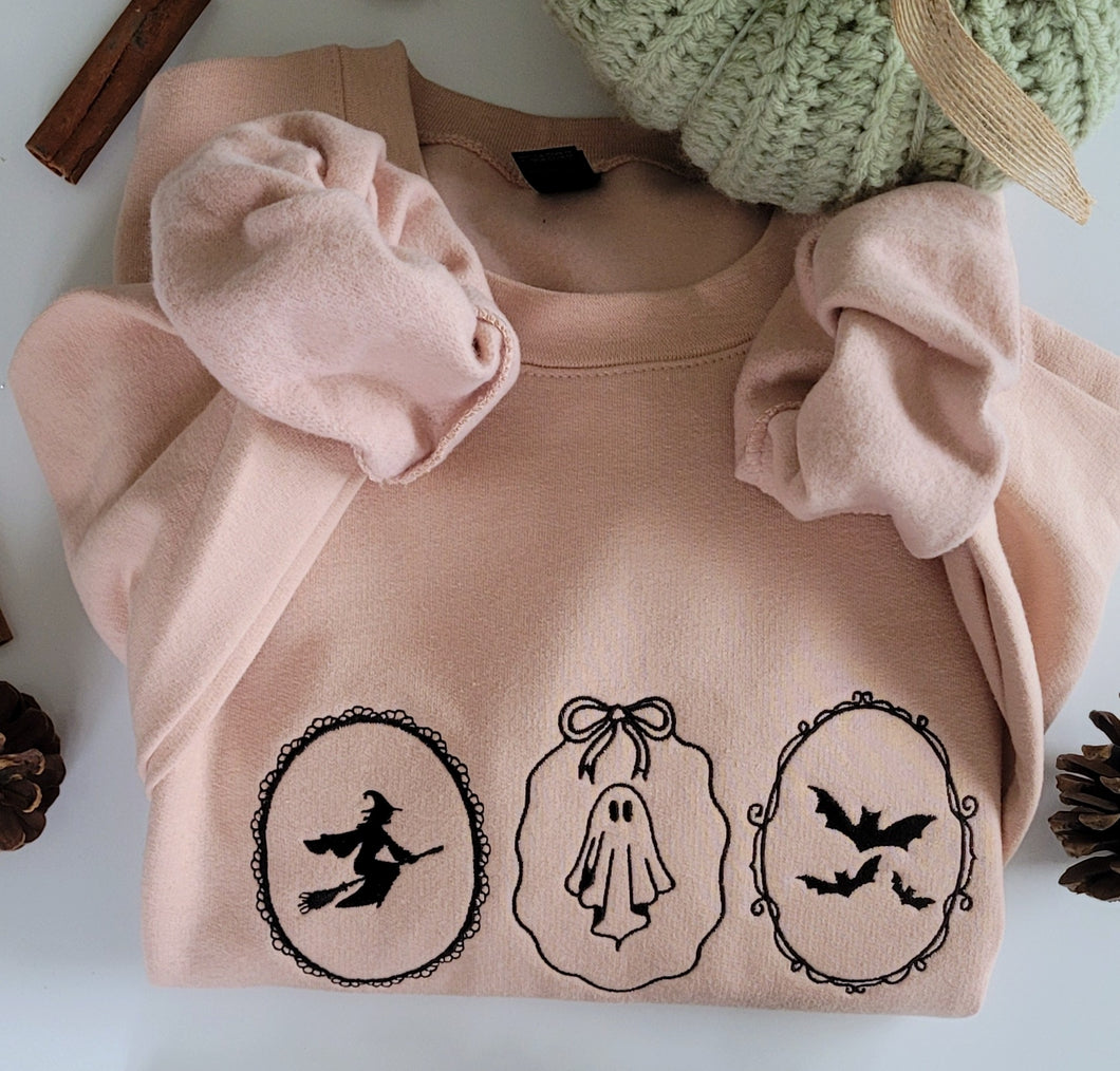 The Spooky trio frame sweater