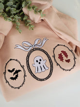 Load image into Gallery viewer, Trio Frame Sweater
